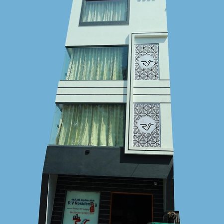 Готель Rv Residency Wodapatti Екстер'єр фото