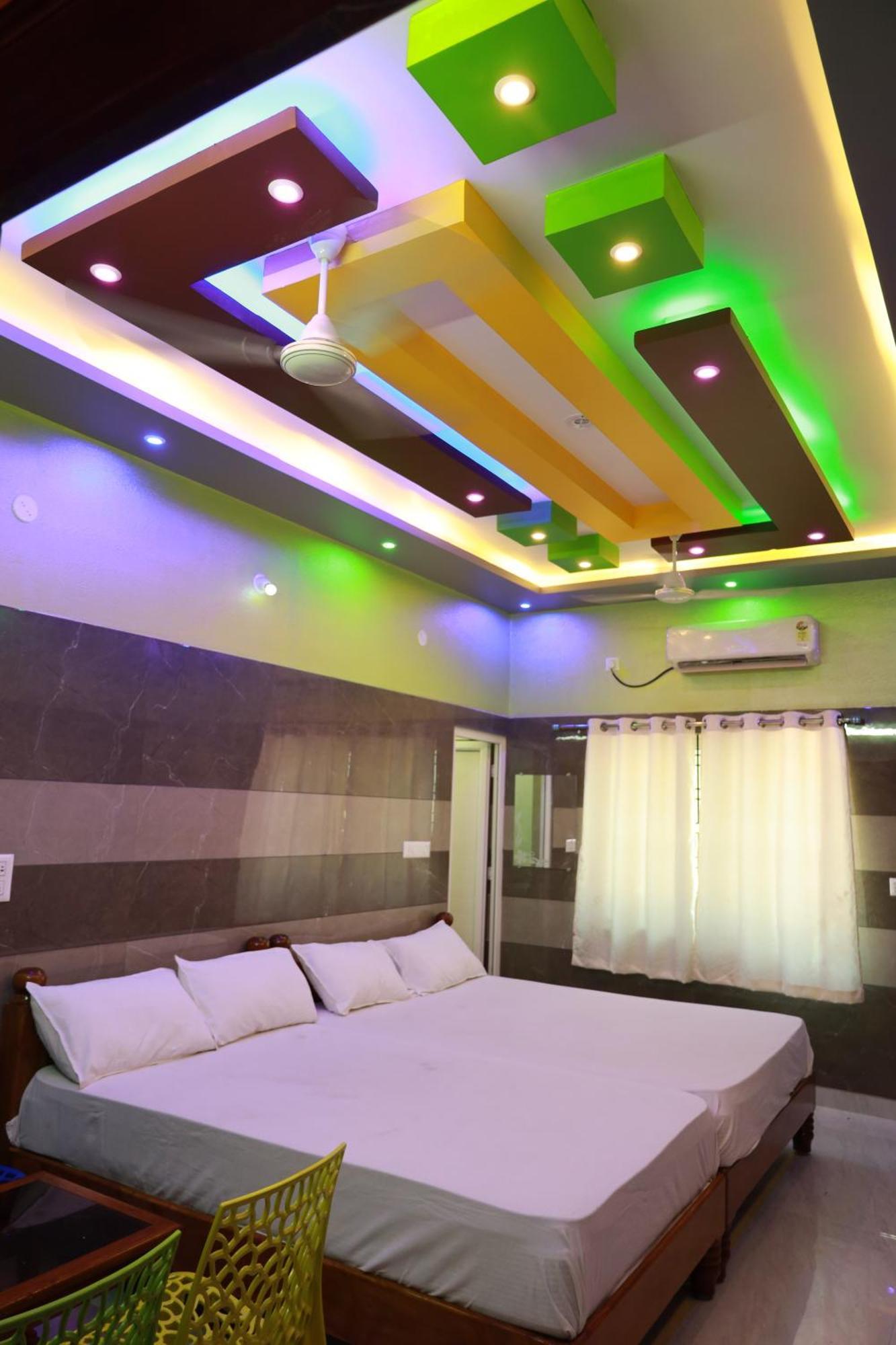Готель Rv Residency Wodapatti Екстер'єр фото