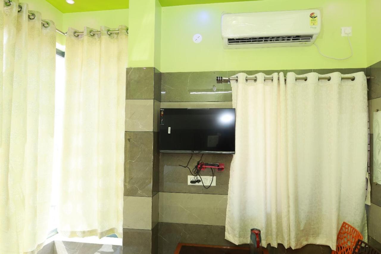 Готель Rv Residency Wodapatti Екстер'єр фото